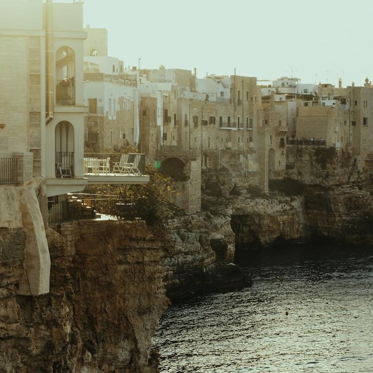 Outdoor terrace seating suitable for families in Paris